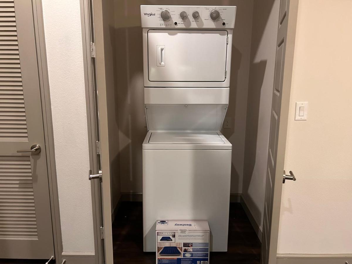 Downtown Houston Apartment מראה חיצוני תמונה